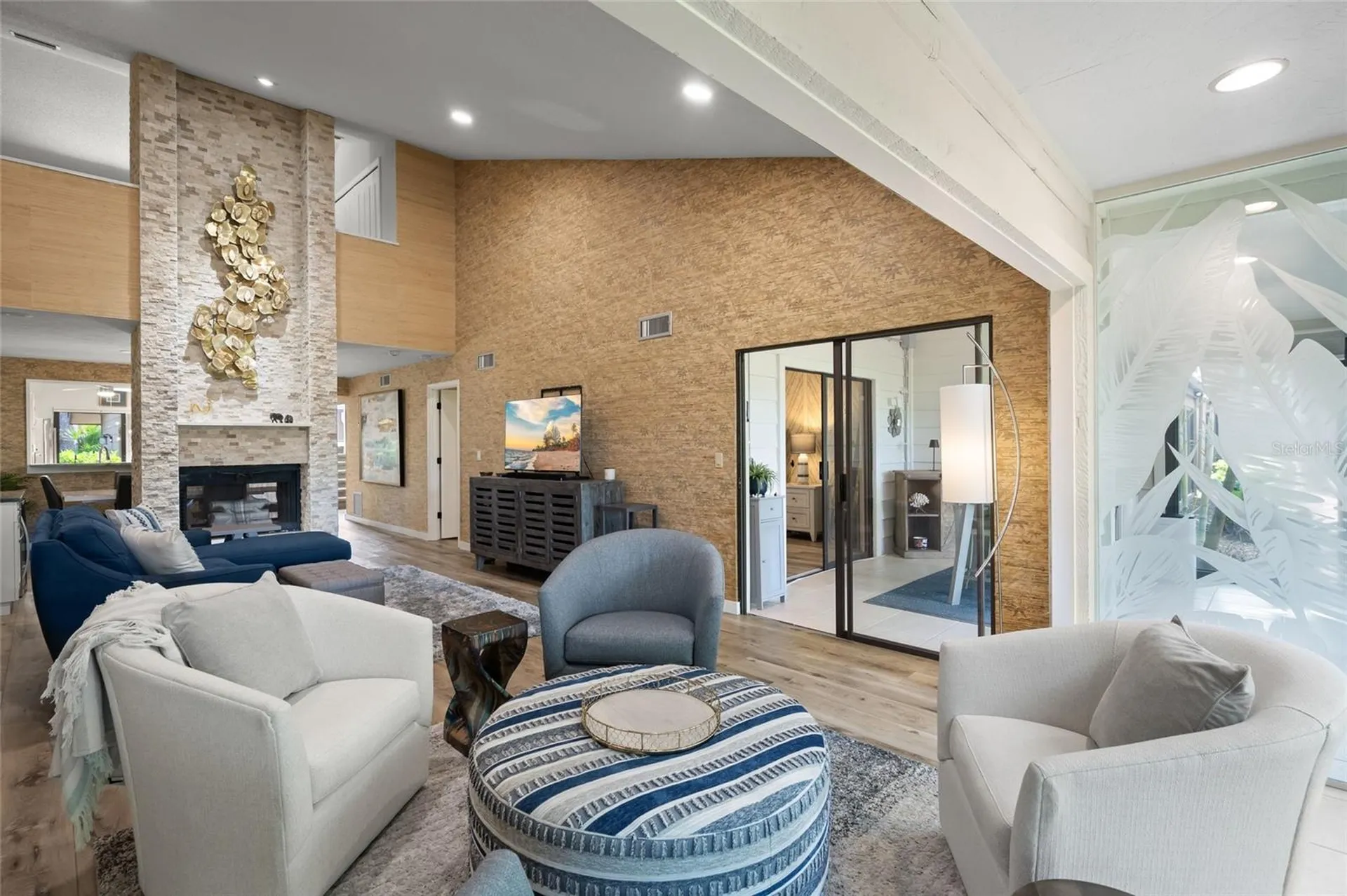4737 Chandlers Forde Sarasota FL 34235