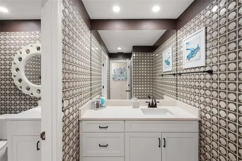 4737 Chandlers Forde Sarasota FL 34235