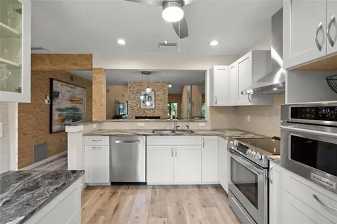 4737 Chandlers Forde Sarasota FL 34235