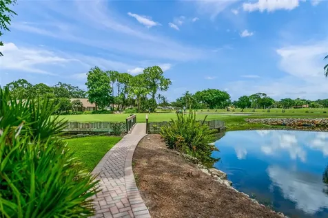 4737 Chandlers Forde Sarasota FL 34235