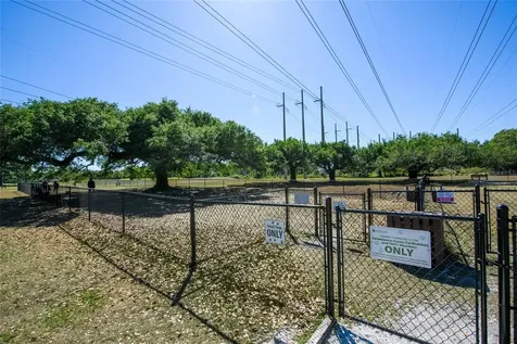 4737 Chandlers Forde Sarasota FL 34235