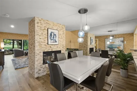 4737 Chandlers Forde Sarasota FL 34235