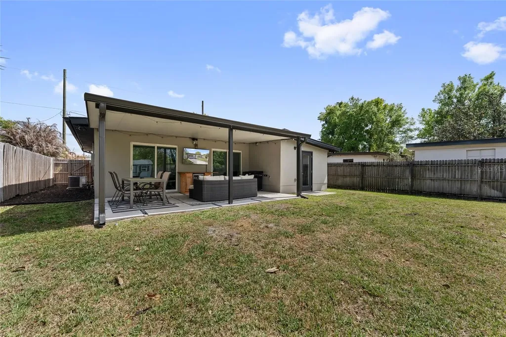 5218 Dexter Street Orlando FL 32807