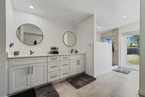 5218 Dexter Street Orlando FL 32807