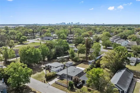 5218 Dexter Street Orlando FL 32807