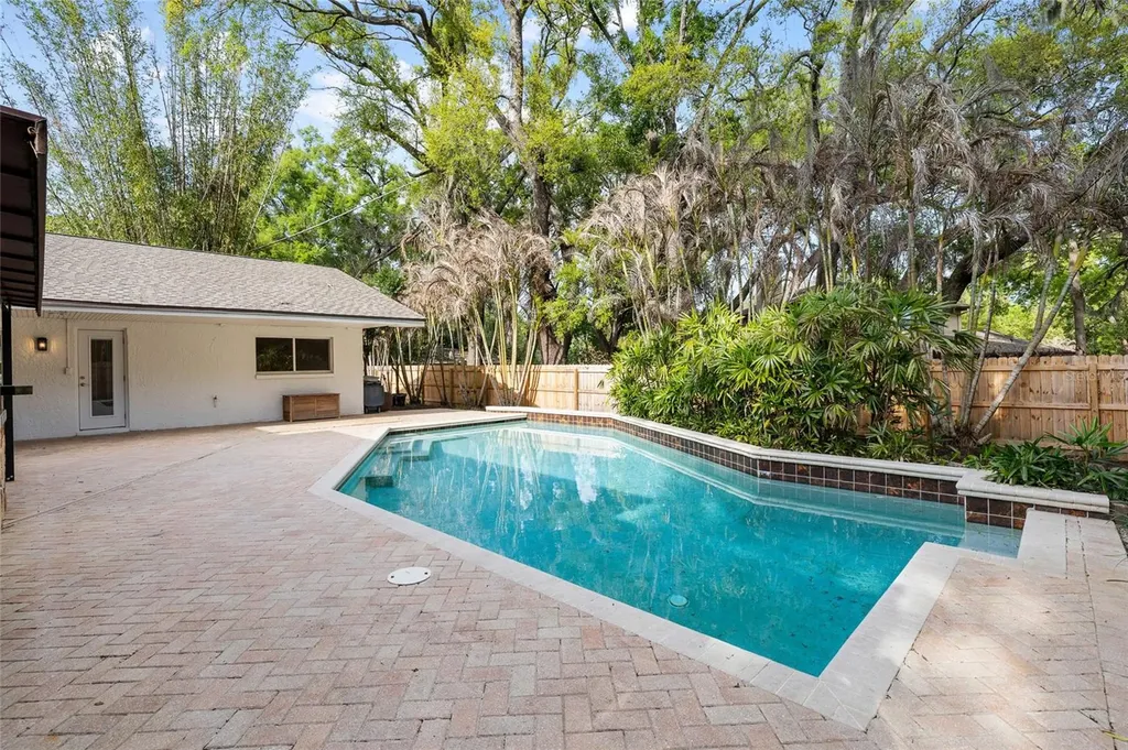 631 Gillette Avenue Temple Terrace FL 33617