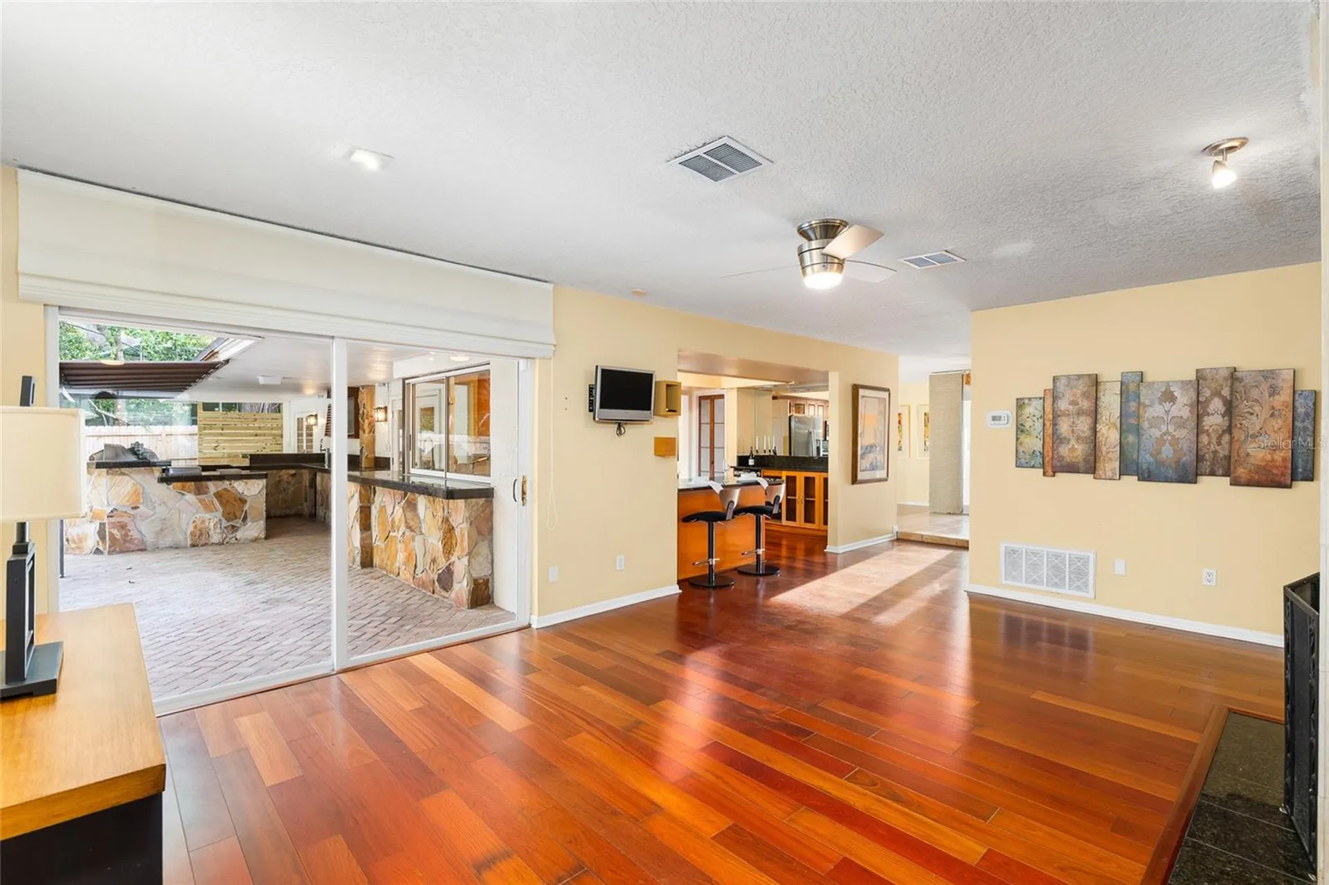 631 Gillette Avenue Temple Terrace FL 33617
