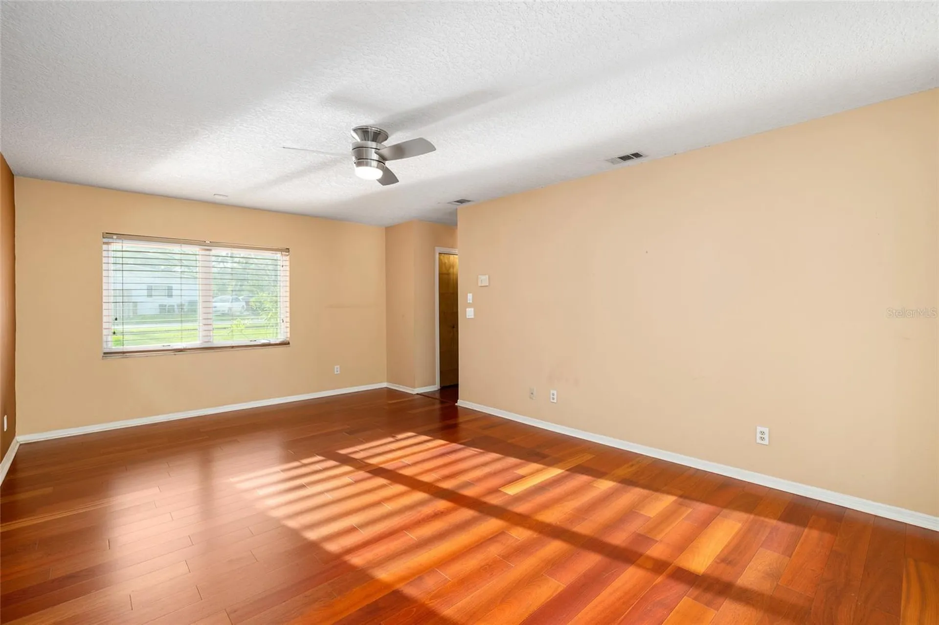 631 Gillette Avenue Temple Terrace FL 33617