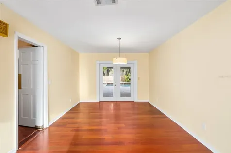 631 Gillette Avenue Temple Terrace FL 33617