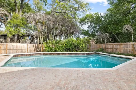 631 Gillette Avenue Temple Terrace FL 33617