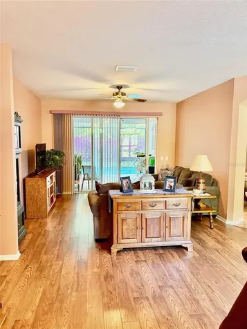 18970 SW 99th Street Dunnellon FL 34432