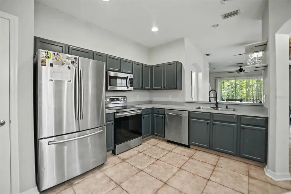 2431 Earlswood Court Brandon FL 33510