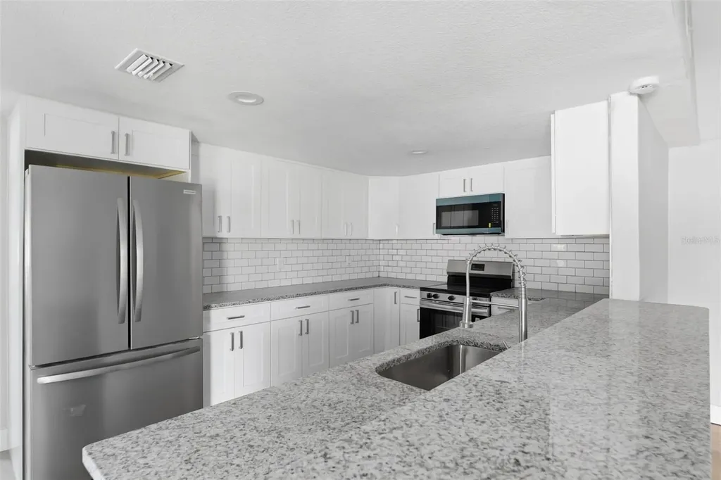 7608 Yachtsman Drive Hudson FL 34667