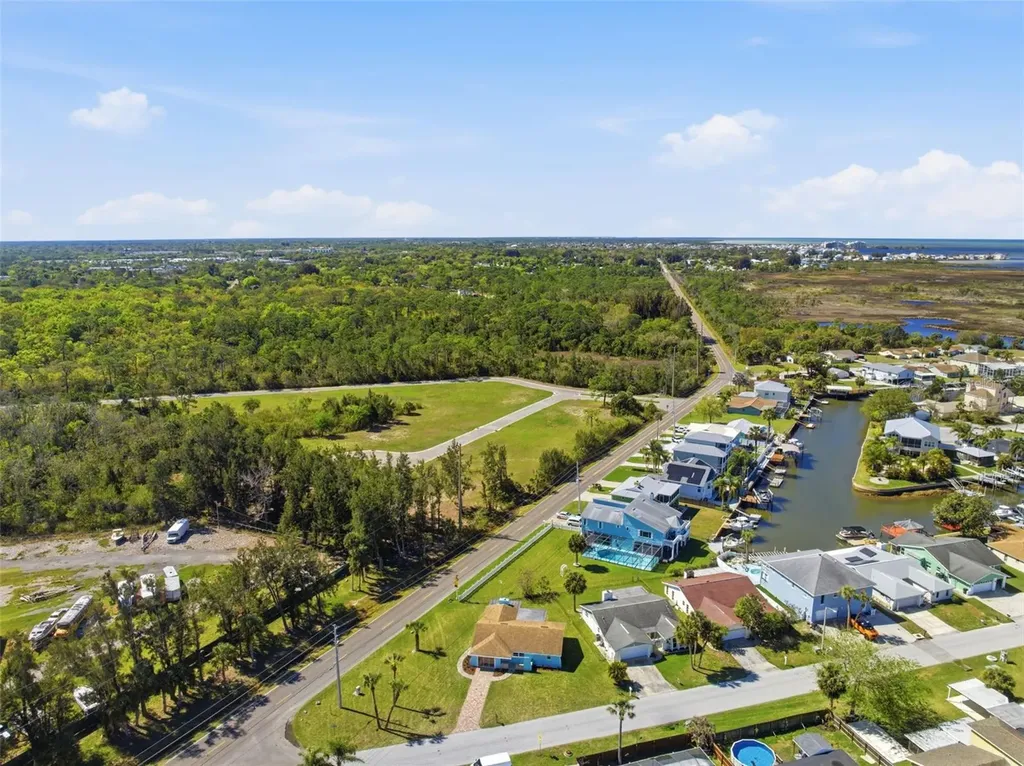 7608 Yachtsman Drive Hudson FL 34667