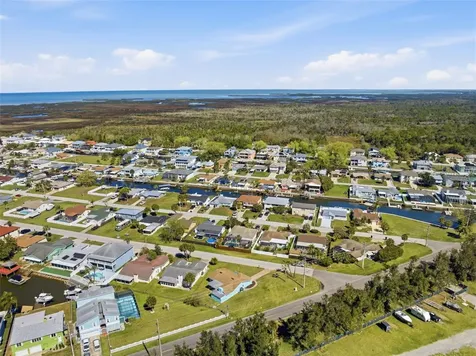 7608 Yachtsman Drive Hudson FL 34667