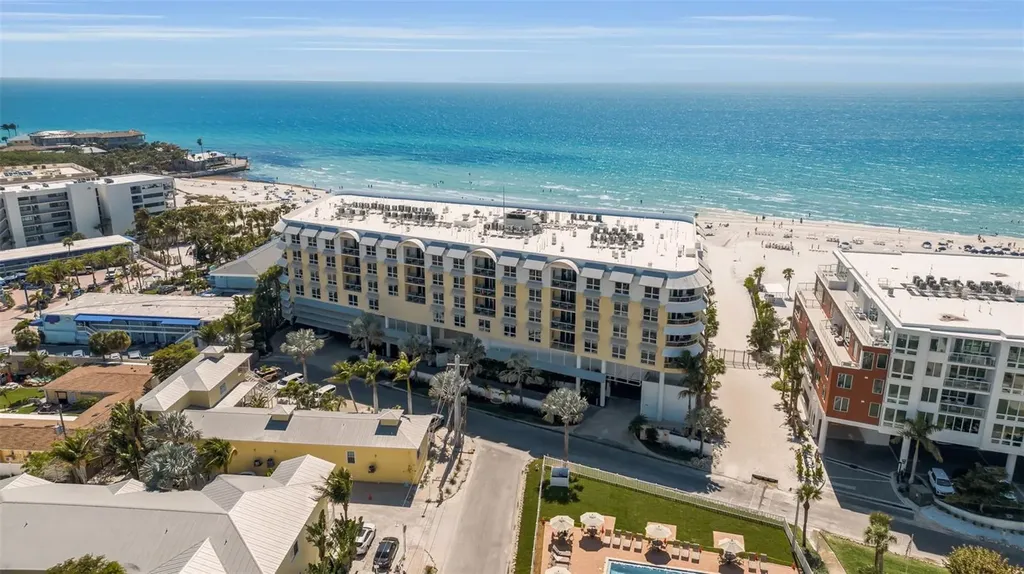 915 Seaside Drive Sarasota FL 34242