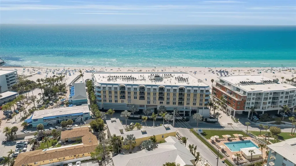 915 Seaside Drive Sarasota FL 34242