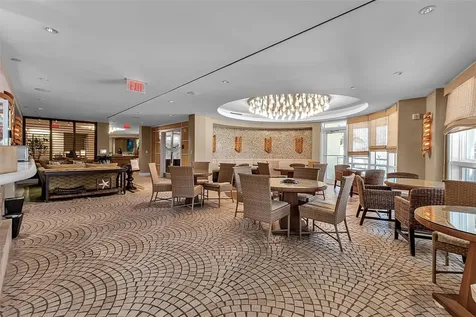 915 Seaside Drive Sarasota FL 34242