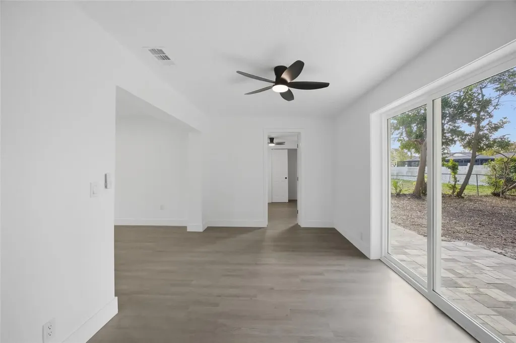 1811 Driftwood Circle S Oldsmar FL 34677