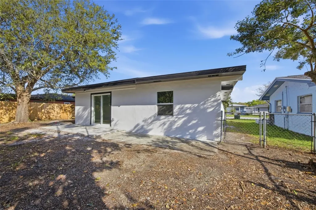 1811 Driftwood Circle S Oldsmar FL 34677