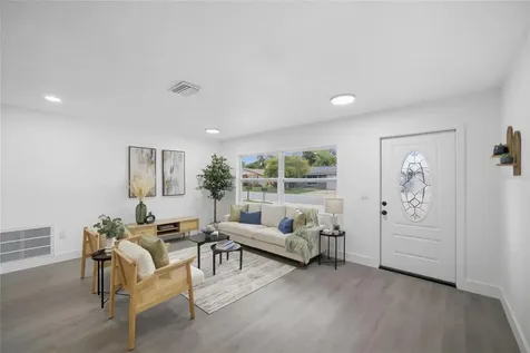 1811 Driftwood Circle S Oldsmar FL 34677