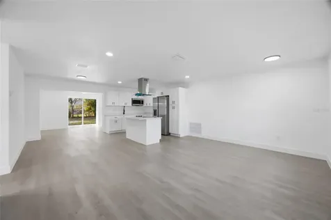1811 Driftwood Circle S Oldsmar FL 34677
