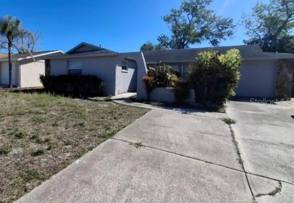 8724 Sabal Way Port Richey FL 34668