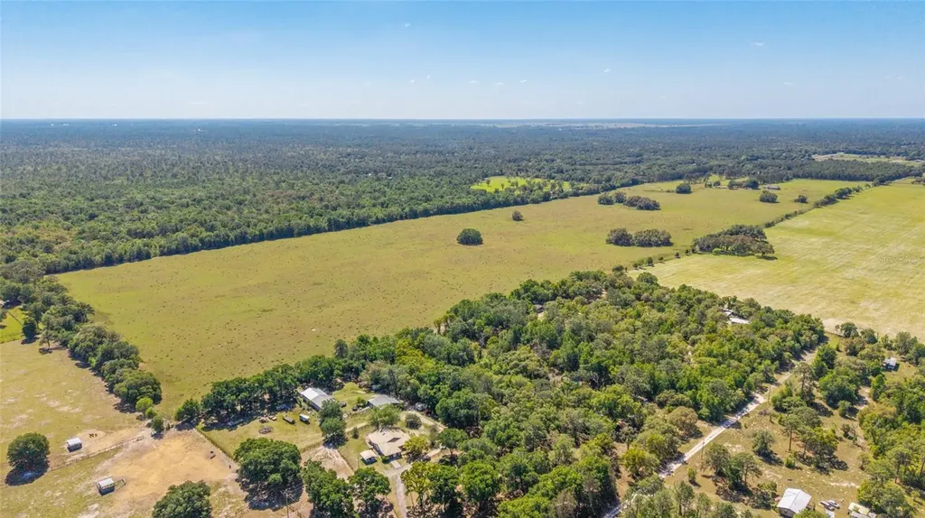19355 SW 25th Place Dunnellon FL 34431