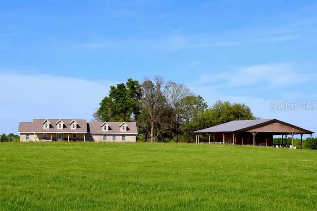 19355 SW 25th Place Dunnellon FL 34431