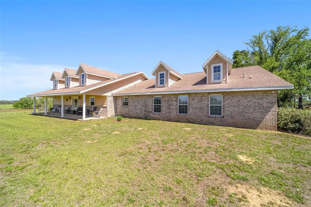 19355 SW 25th Place Dunnellon FL 34431