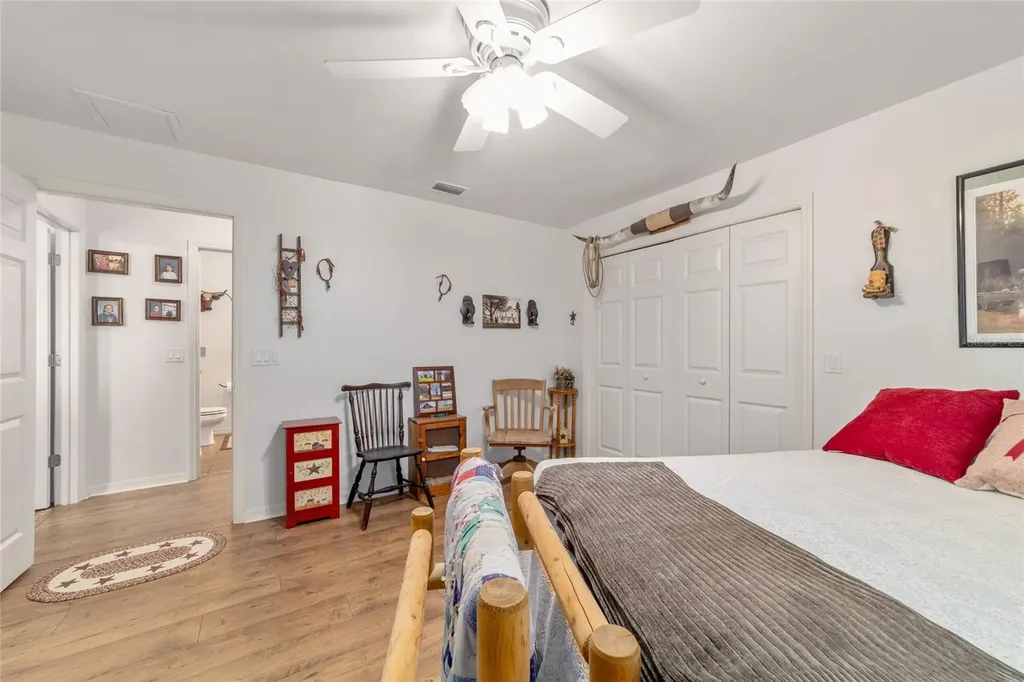 19355 SW 25th Place Dunnellon FL 34431