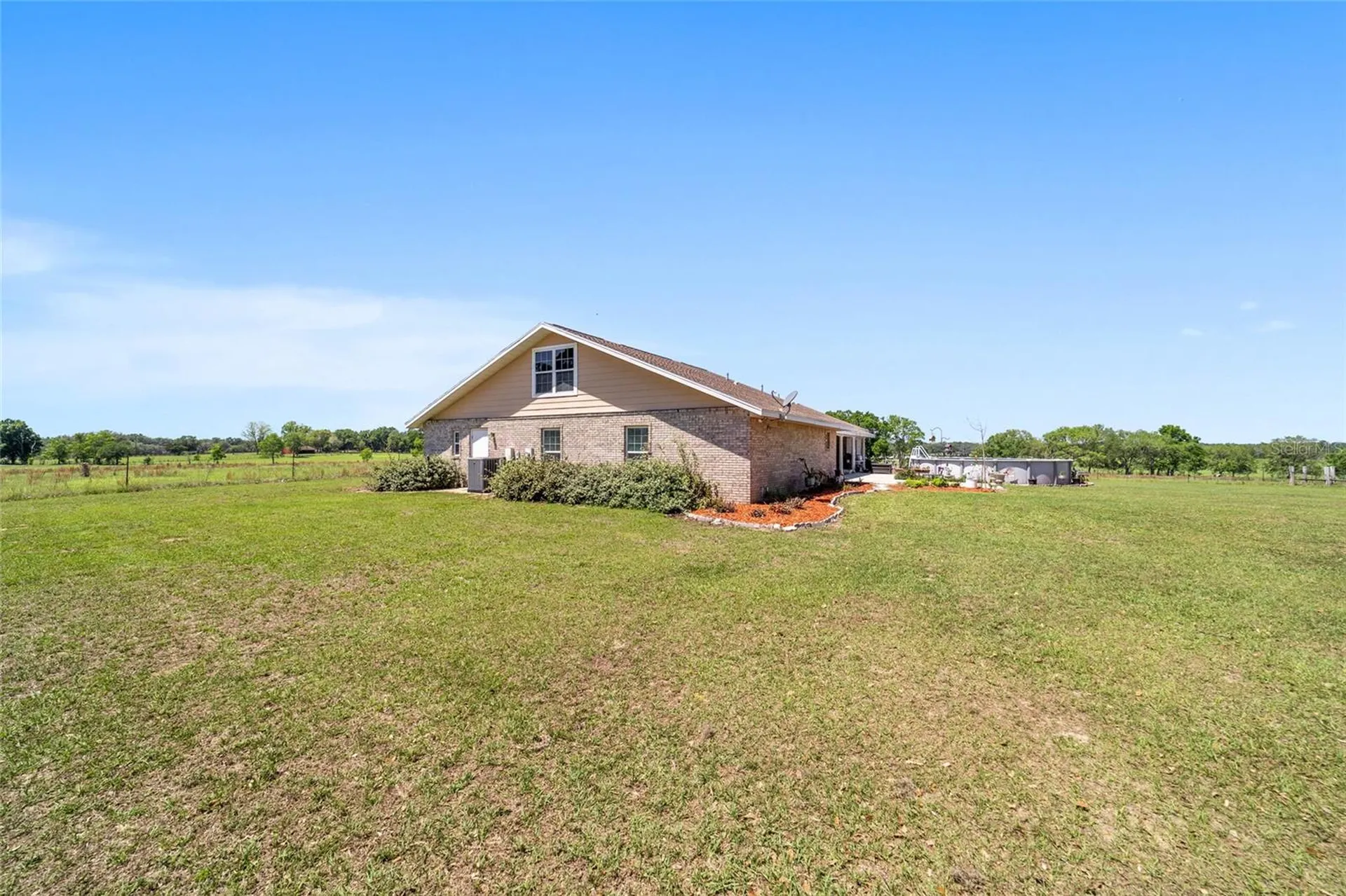 19355 SW 25th Place Dunnellon FL 34431