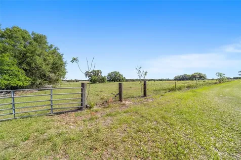 19355 SW 25th Place Dunnellon FL 34431