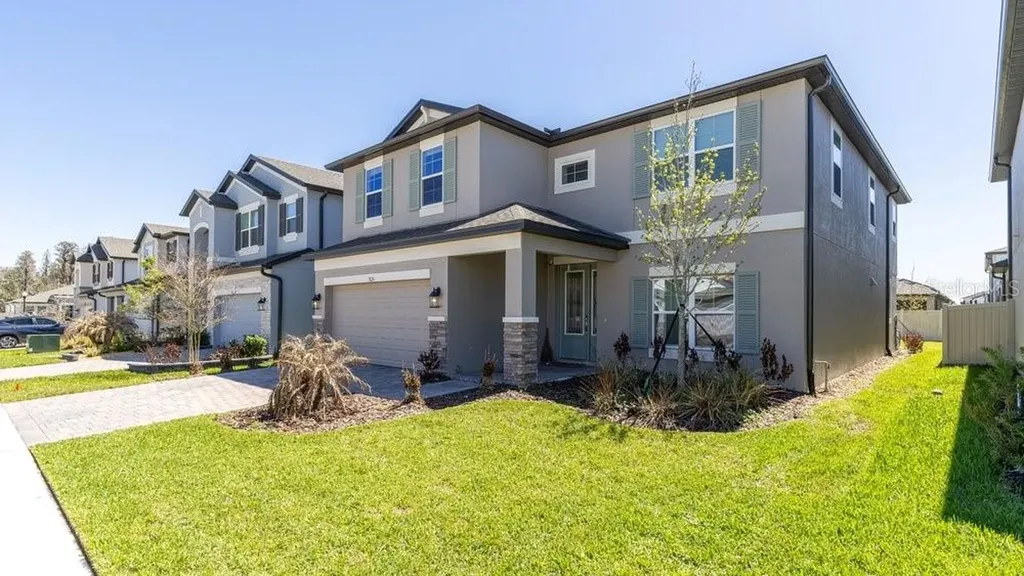7824 Notched Pine Bend Wesley Chapel FL 33545