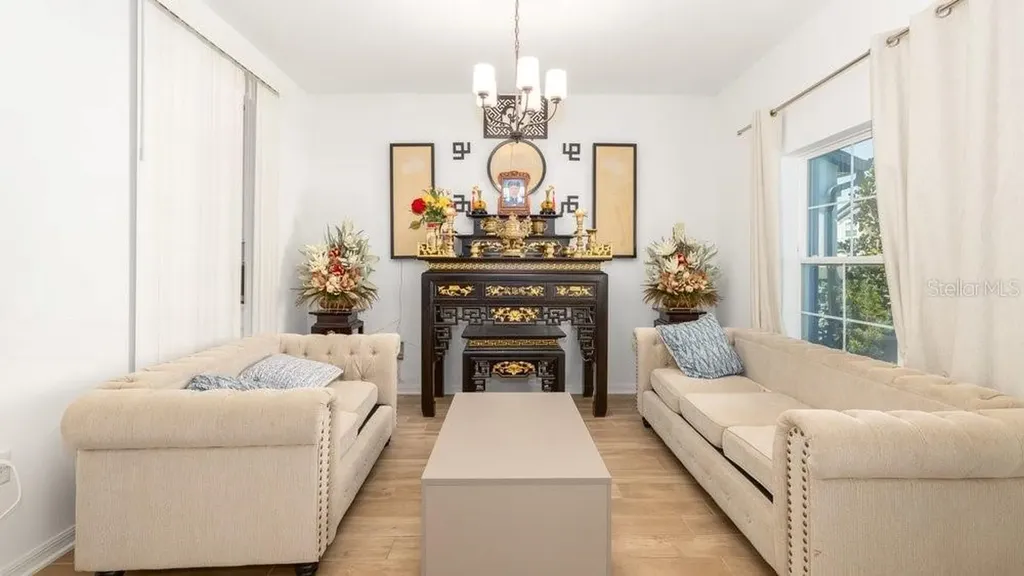 7824 Notched Pine Bend Wesley Chapel FL 33545