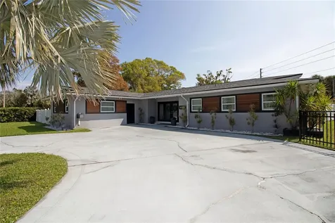 4438 Dr Martin Luther King Jr Street S St Petersburg FL 33705