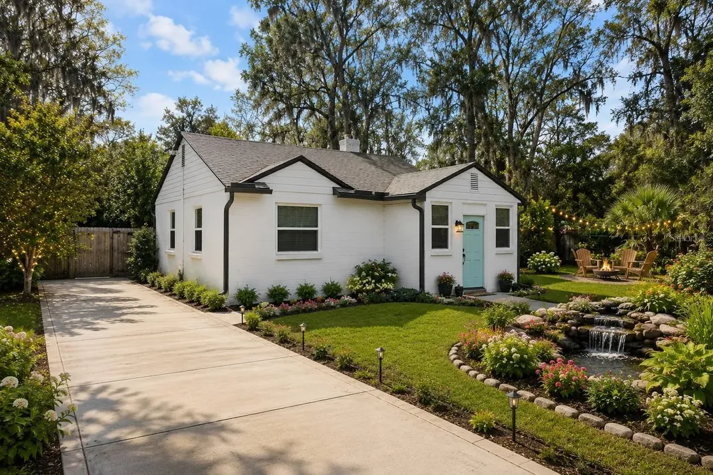 1131 NE 10th Avenue Gainesville FL 32601
