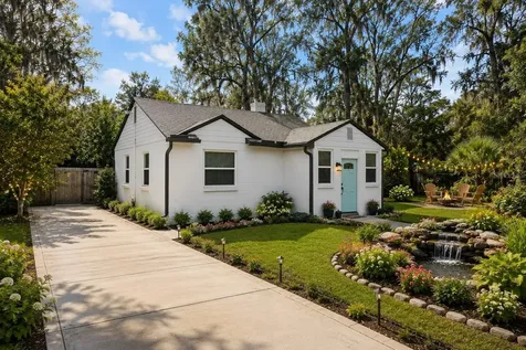 1131 NE 10th Avenue Gainesville FL 32601