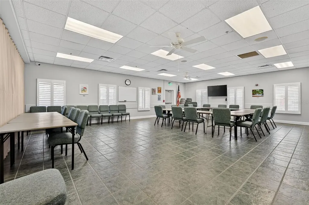 21300 Royal Street Georges Lane Leesburg FL 34748