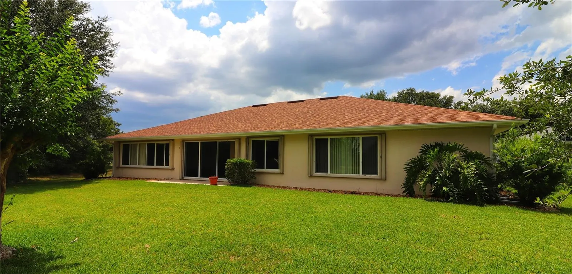 21300 Royal Street Georges Lane Leesburg FL 34748