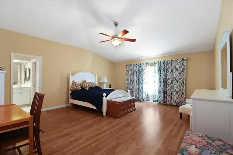 21300 Royal Street Georges Lane Leesburg FL 34748