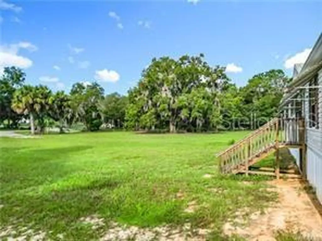 11908 N Care Point Dunnellon FL 34433