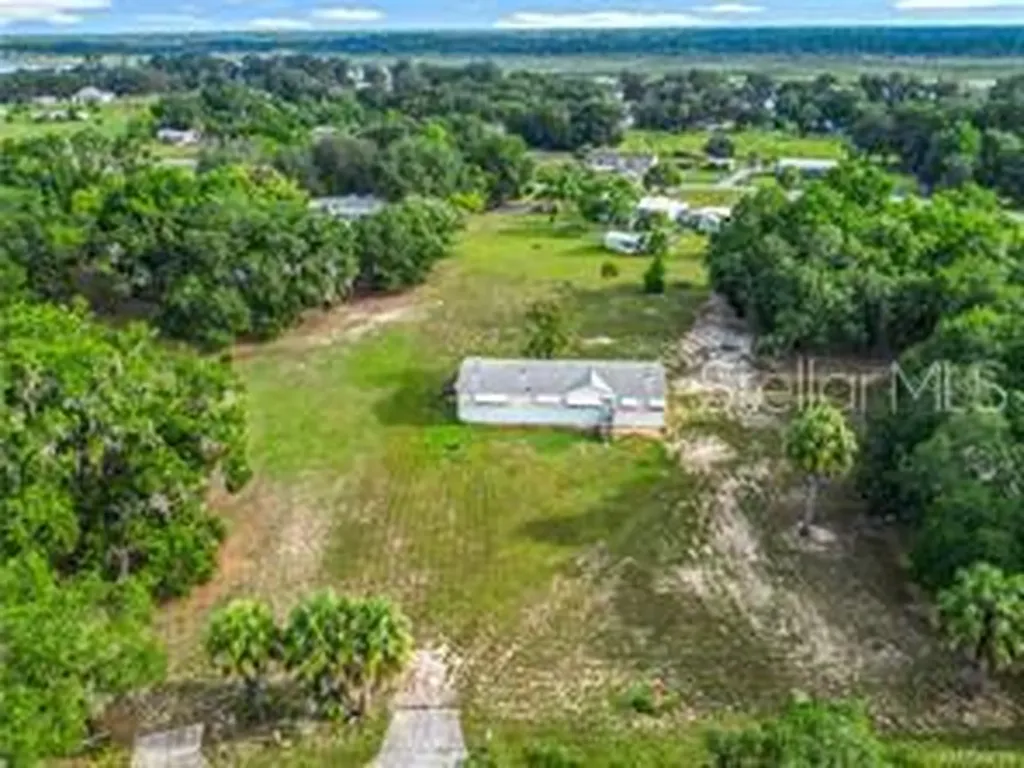 11908 N Care Point Dunnellon FL 34433
