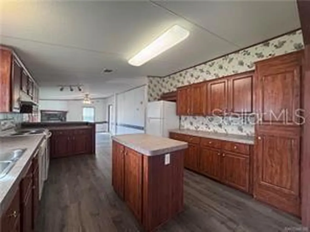 11908 N Care Point Dunnellon FL 34433