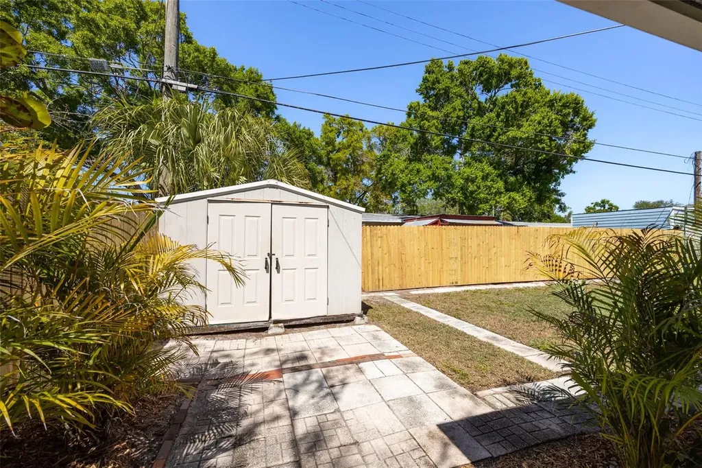 4427 W Oklahoma Avenue Tampa FL 33616