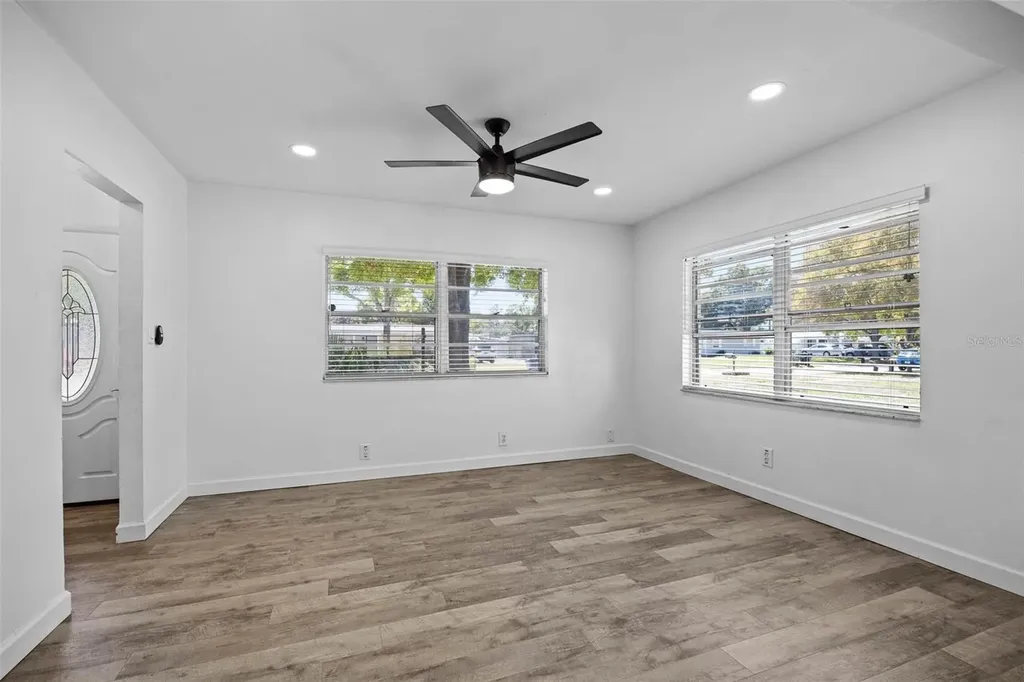 4427 W Oklahoma Avenue Tampa FL 33616
