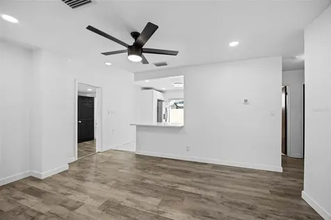 4427 W Oklahoma Avenue Tampa FL 33616