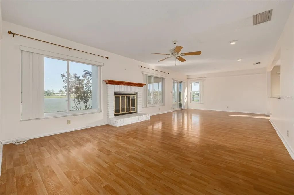 3631 93rd Avenue N Pinellas Park FL 33782