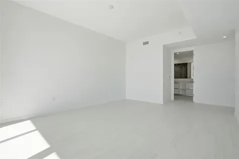 400 Central Avenue St Petersburg FL 33701