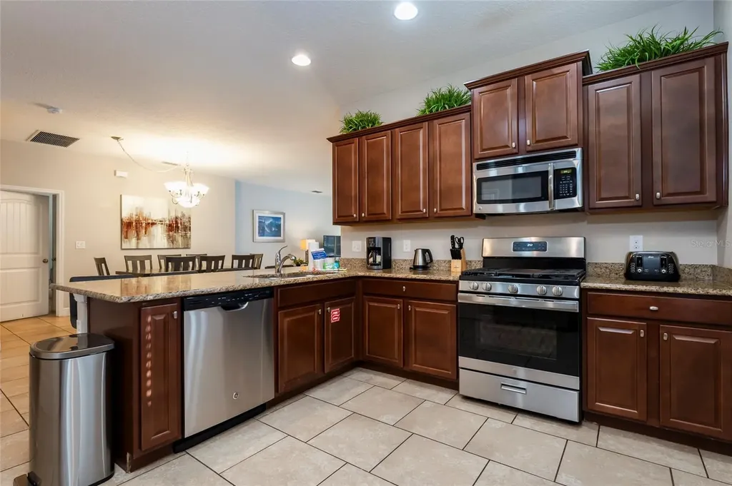 5145 Oakbourne Avenue Davenport FL 33837